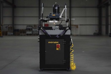 FRESADORA COPIADORA PARA PERFILES DE ALUMINIO CON PERFORACIN DE RANURA PARA MANILLA EVOCOPY II